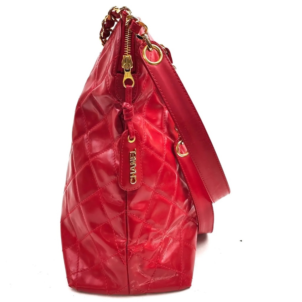 Authentic Chanel Enamel Red With Chain - Picture 2 of 13